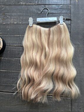 18 inch Blonde Beach Wave HALO Hair Extension - Natural Blonde